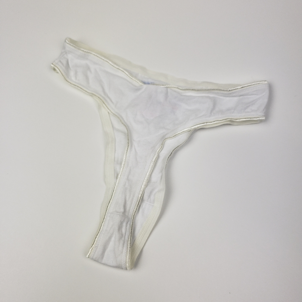 Britain 🇬🇧 ❤ Thong - Picture 4 of 6